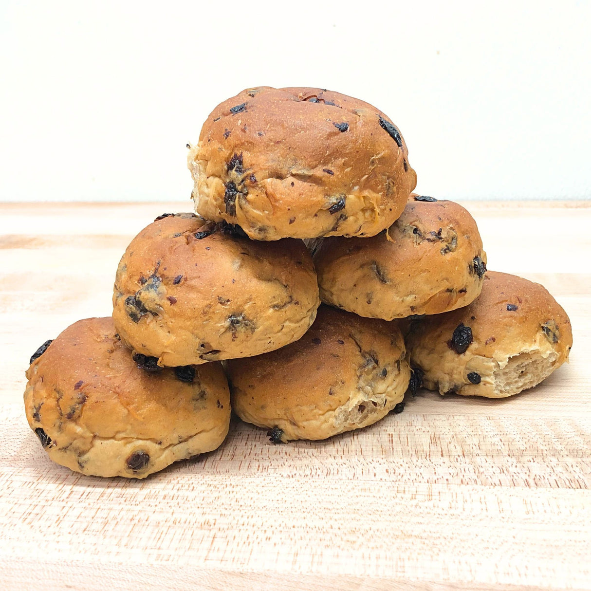 Ida's Bakery Currant Buns 6 ct