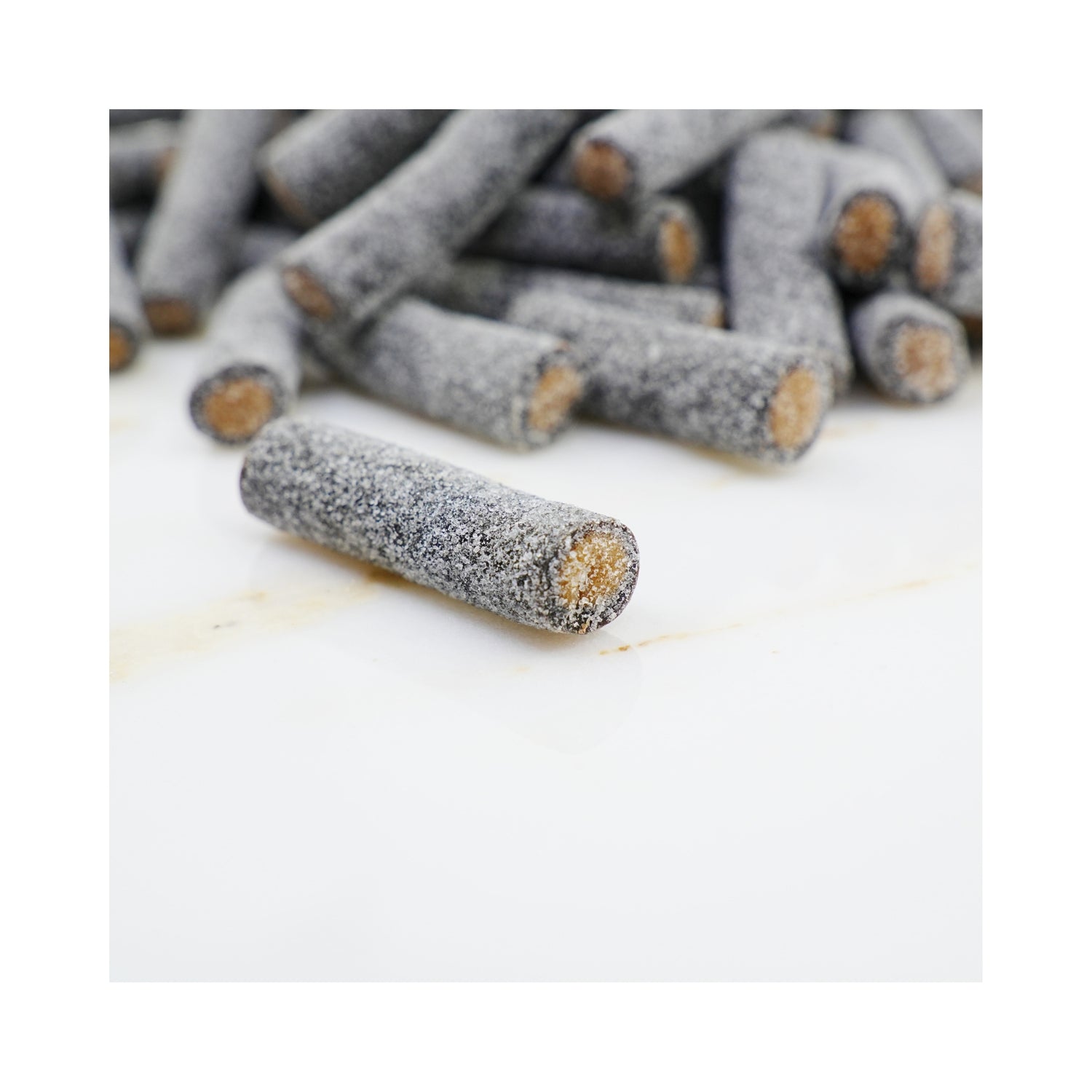Toms Heksehyl Salty Licorice Sticks 2.2 Lb Bag