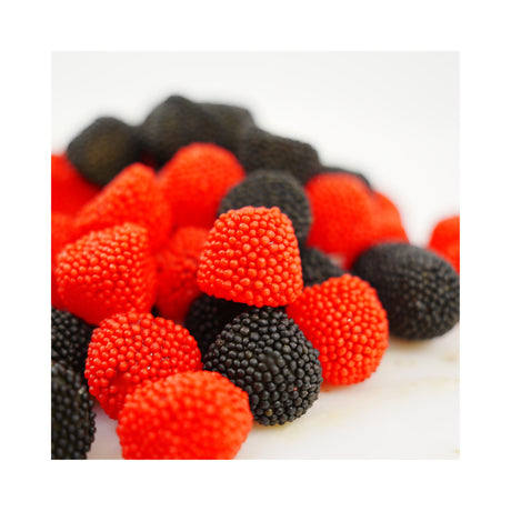 Gustafs Red & Black Berries 4.4 lb