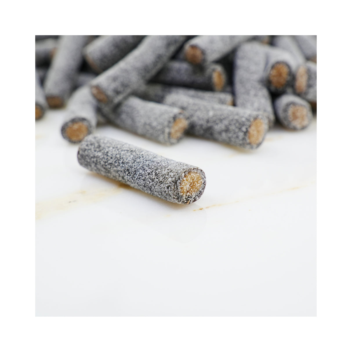 Toms Heksehyl Salty Licorice Sticks 2.2 Lb Bag